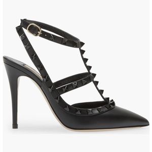 Valentino Rockstud T-Strap Pointed Toe Pump. Size 42 (11) with box & dust bag.